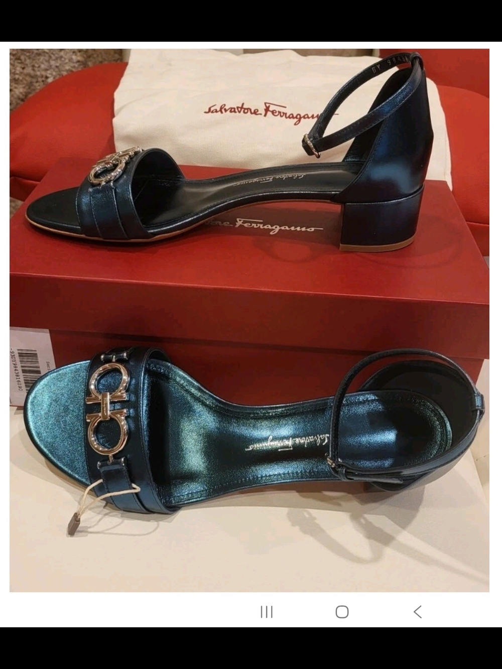 SALVATORE FERRAGAMO SHOES COMO GANCINI METALLIC GREEN LEATHER SANDALS $675 sz 9